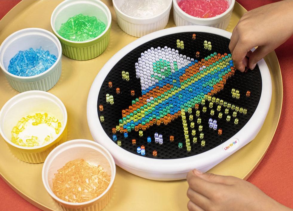 Lite-Brite  Oval HD Animate Art Template 660 pcs Color Change Mode