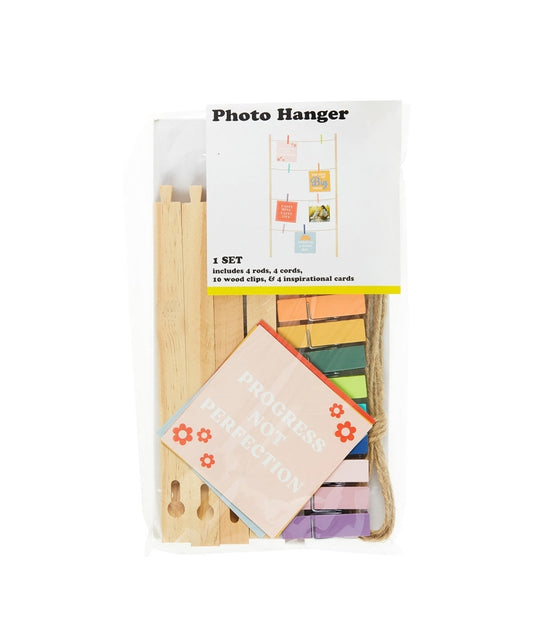 Photo Hanger with Inspirational Cards